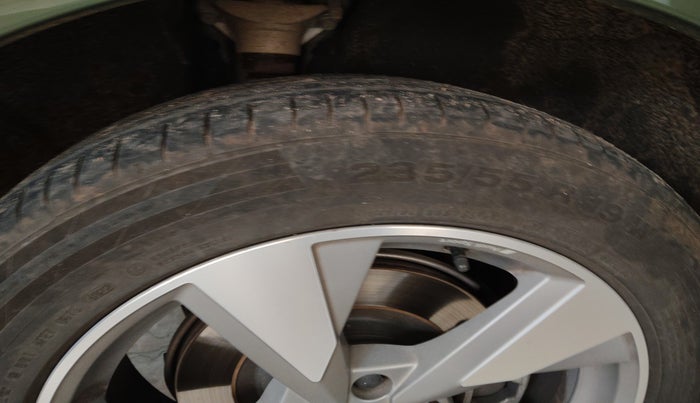 2023 Audi Q5 Technology 45 TFSI, Petrol, Automatic, 19,196 km, tyre