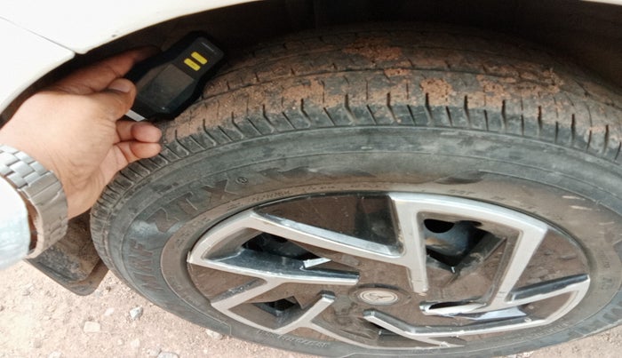 2014 Hyundai Elite i20 SPORTZ 1.4 CRDI, Diesel, Manual, 96,698 km, tyre