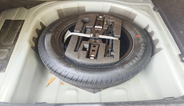 2023 Volkswagen VIRTUS TOPLINE TSI 1.0 MT, Petrol, Manual, 61,467 km, tyre