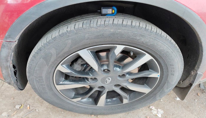 2018 Mahindra XUV500 W11 AT, Diesel, Automatic, 1,11,220 km, tyre