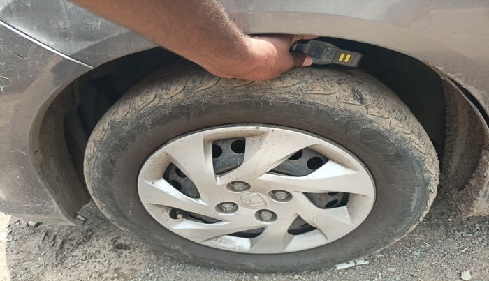 2017 Honda Amaze 1.5L I-DTEC S, Diesel, Manual, 40,920 km, tyre