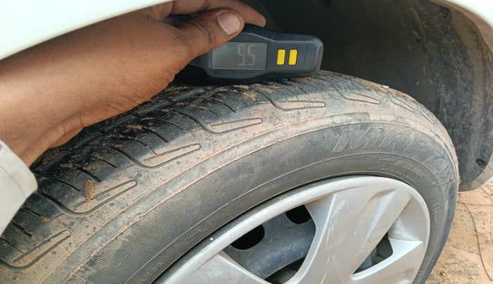 2013 Renault Pulse RXL DIESEL, Diesel, Manual, 1,30,573 km, tyre