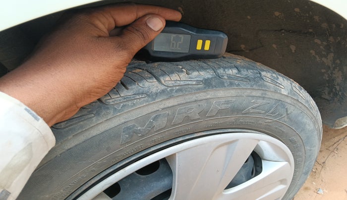 2013 Renault Pulse RXL DIESEL, Diesel, Manual, 1,30,573 km, tyre