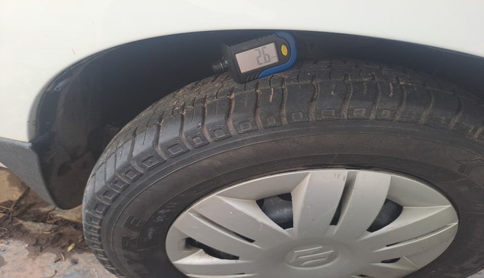 2017 Maruti Alto 800 LXI, Petrol, Manual, 1,15,591 km, tyre
