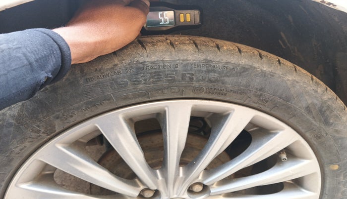 2015 Maruti Ciaz ZXI, Petrol, Manual, 55,473 km, tyre