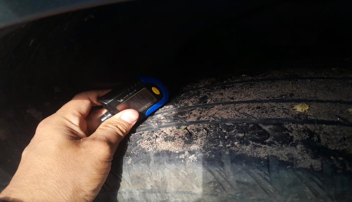 2022 Tata Safari XZ PLUS DARK EDITION, Diesel, Manual, 99,033 km, tyre