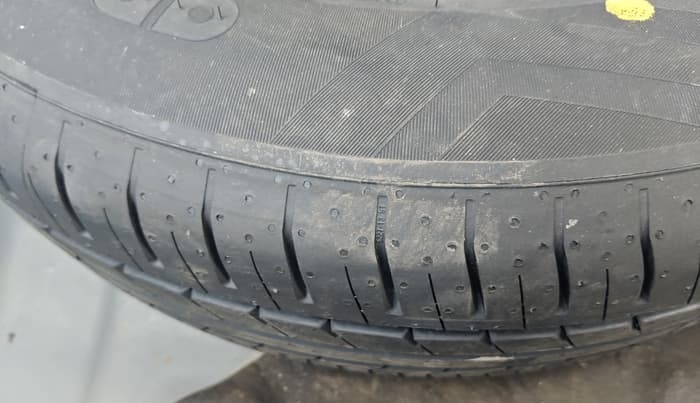 2022 Volkswagen VIRTUS HIGHLINE TSI 1.0 AT, Petrol, Automatic, 46,920 km, tyre