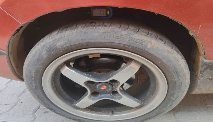2014 Maruti Alto 800 LXI, Petrol, Manual, 1,09,852 km, tyre