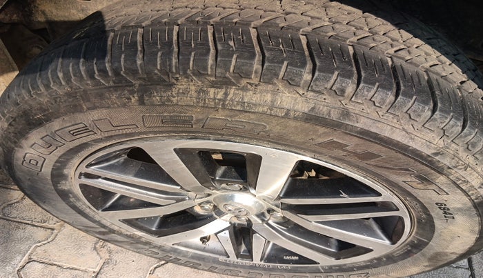 2017 Toyota Fortuner 2.8 4X4 MT, Diesel, Manual, 3,01,388 km, tyre