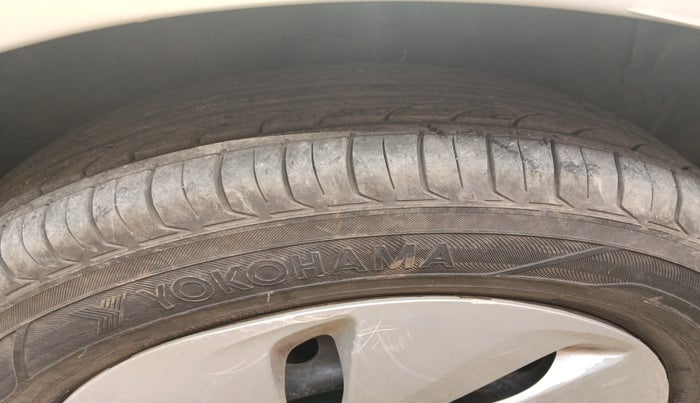 2016 Maruti Celerio ZXI AMT, Petrol, Automatic, 1,14,951 km, tyre