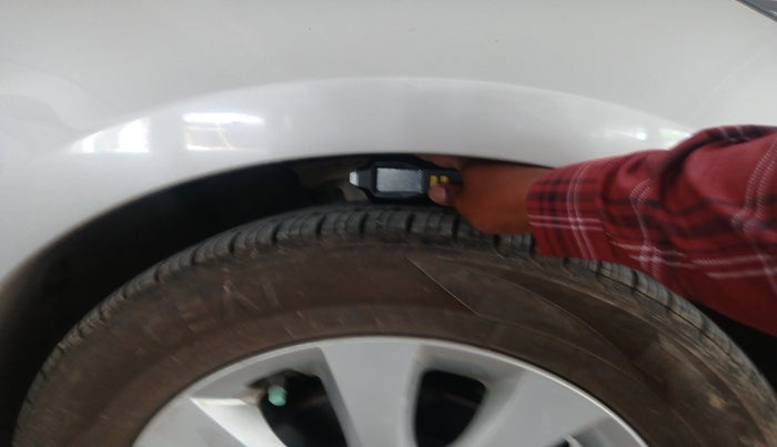 2015 Hyundai Verna FLUIDIC 4S 1.6 VTVT S, Petrol, Manual, 37,570 km, tyre