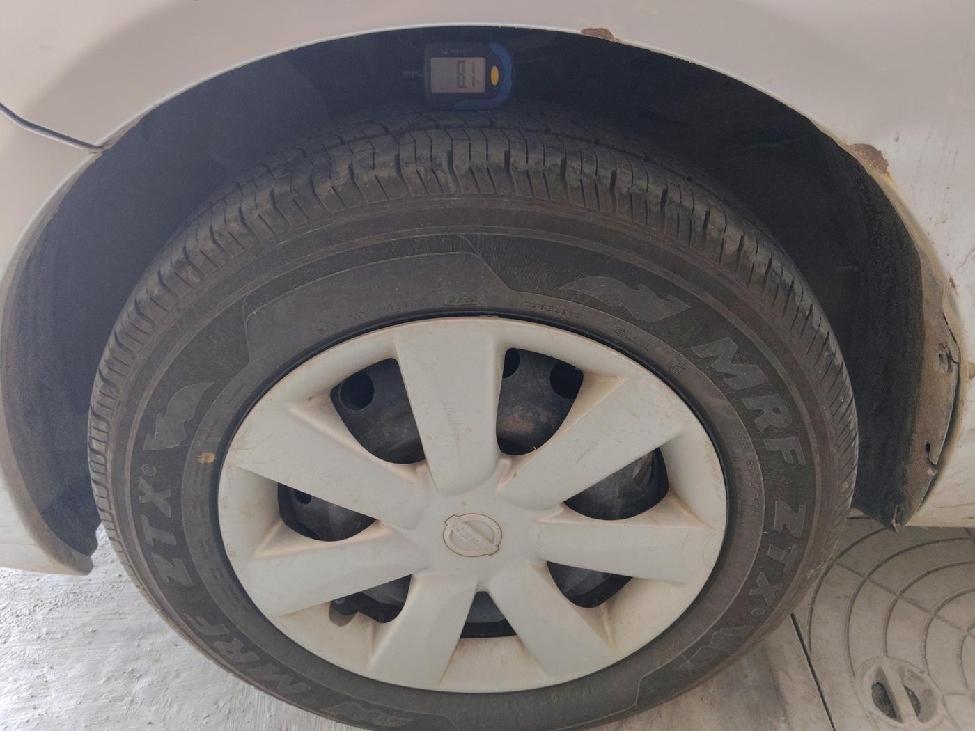 2011 Nissan Sunny XL, Petrol, Manual, 65,217 km, tyre