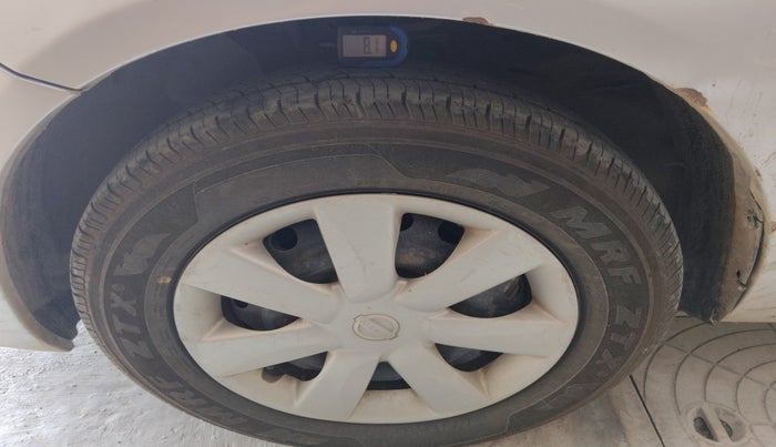 2011 Nissan Sunny XL, Petrol, Manual, 65,217 km, tyre