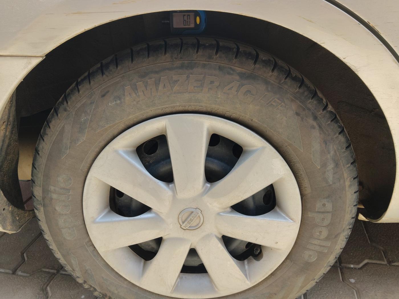 2011 Nissan Sunny XL, Petrol, Manual, 65,217 km, tyre