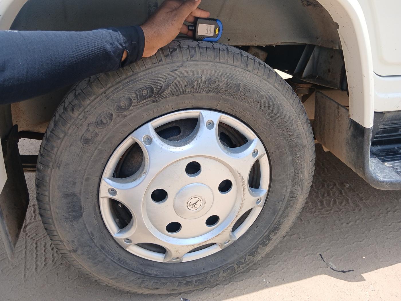 2018 Mahindra Bolero POWER PLUS ZLX, Diesel, Manual, 1,26,570 km, tyre