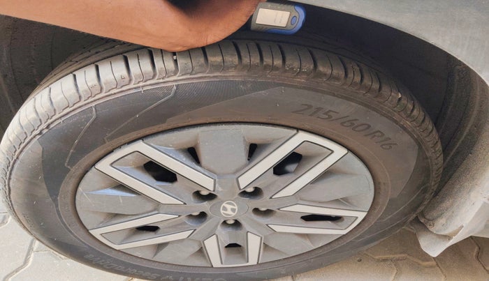 2024 Hyundai VENUE Executive 1.0 Turbo MT, Petrol, Manual, 4,288 km, tyre