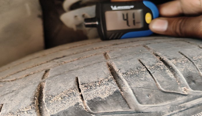 2022 KIA SONET GTX PLUS 1.5 AT DUAL TONE, Diesel, Automatic, 96,816 km, tyre