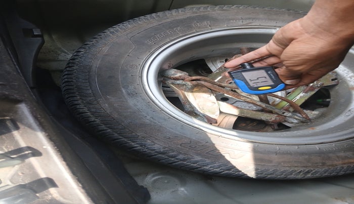 2010 Hyundai i20 ASTA (O) 1.2 WITH SUNROOF, Petrol, Manual, 1,19,592 km, tyre