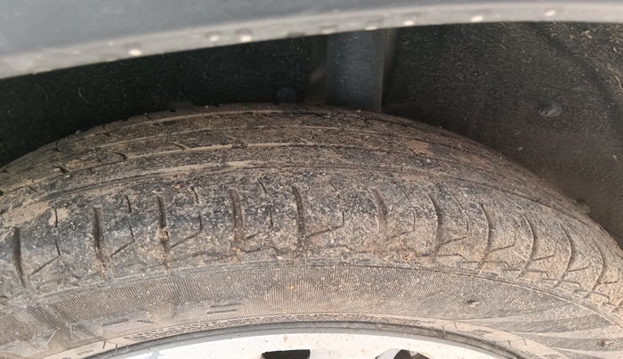 2018 Maruti Vitara Brezza LDI, Diesel, Manual, 97,449 km, tyre