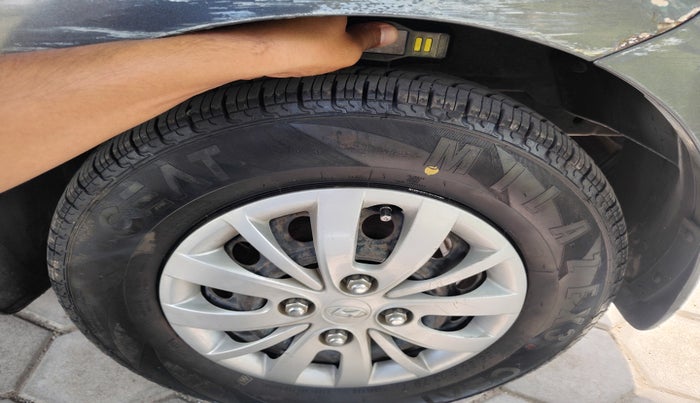 2013 Hyundai i10 MAGNA 1.2, Petrol, Manual, 51,887 km, tyre