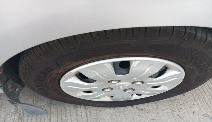 2010 Hyundai i10 MAGNA 1.2, Petrol, Manual, 61,339 km, tyre