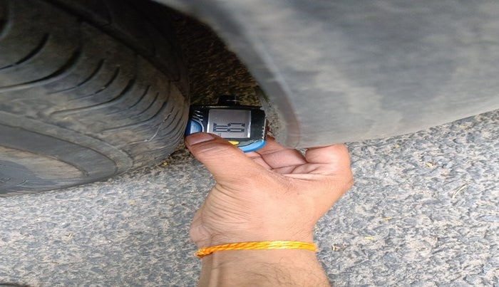 2015 Maruti Ciaz VXI+, Petrol, Manual, 1,01,555 km, tyre