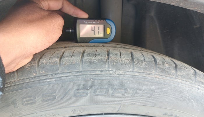 2021 Ford FREESTYLE TITANIUM 1.2 PETROL, Petrol, Manual, 29,900 km, tyre