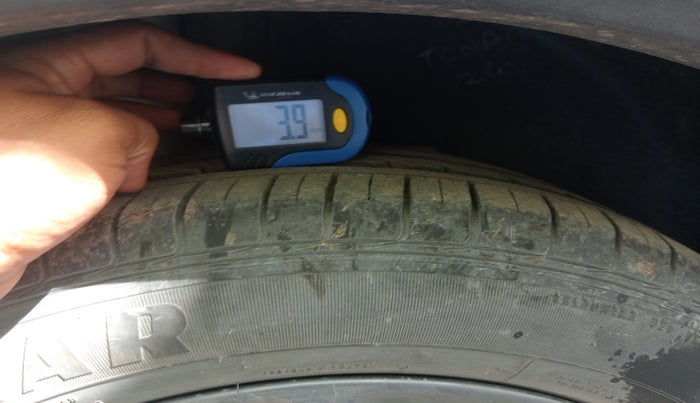 2021 Ford FREESTYLE TITANIUM 1.2 PETROL, Petrol, Manual, 29,900 km, tyre