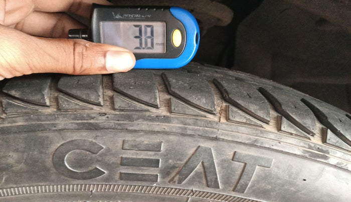 2013 Ford Ecosport TITANIUM 1.5L DIESEL, Diesel, Manual, 73,807 km, tyre