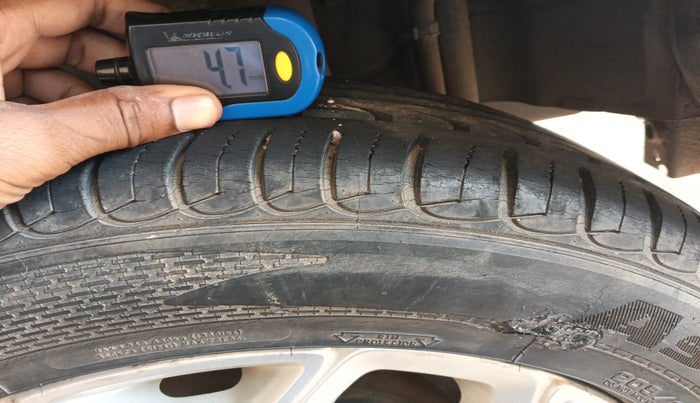 2013 Ford Ecosport TITANIUM 1.5L DIESEL, Diesel, Manual, 73,807 km, tyre