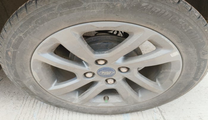 2021 Ford FREESTYLE TITANIUM 1.2 PETROL, Petrol, Manual, 68,517 km, tyre