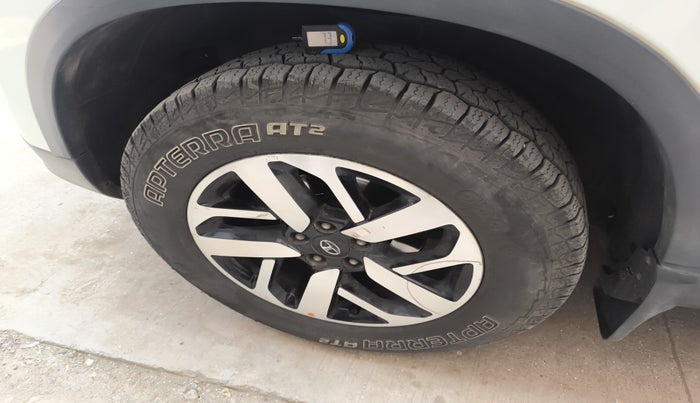 2021 Tata Harrier XZ PLUS 2.0L, Diesel, Manual, 1,04,026 km, tyre