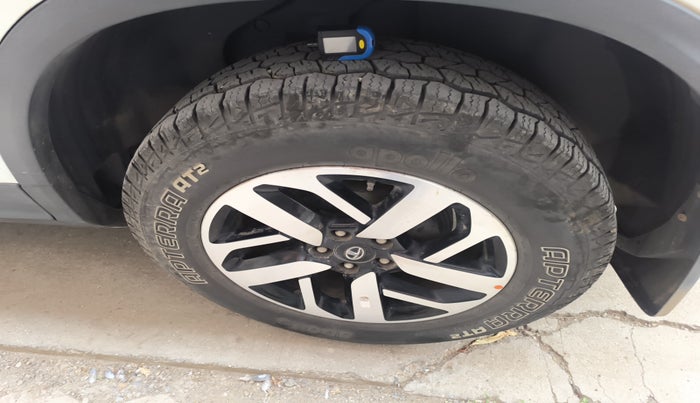 2021 Tata Harrier XZ PLUS 2.0L, Diesel, Manual, 1,04,026 km, tyre