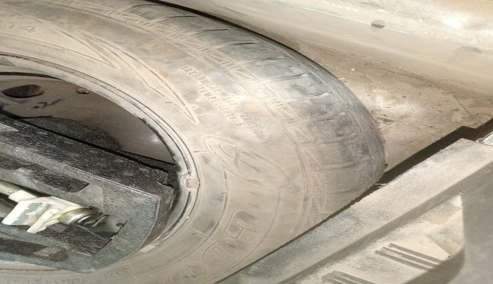 2015 Volkswagen Polo HIGHLINE1.5L, Diesel, Manual, 78,624 km, tyre