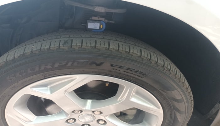 2021 Landrover Range Rover Sport SE 2.0 PETROL, Petrol, Automatic, 54,335 km, tyre