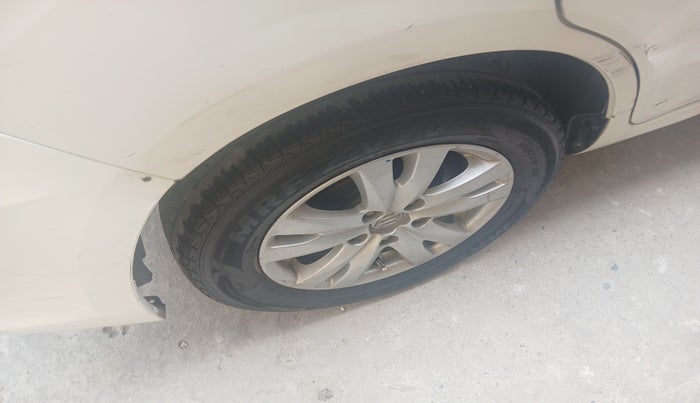 2016 Maruti Ertiga ZDI SHVS, Diesel, Manual, 1,97,010 km, tyre