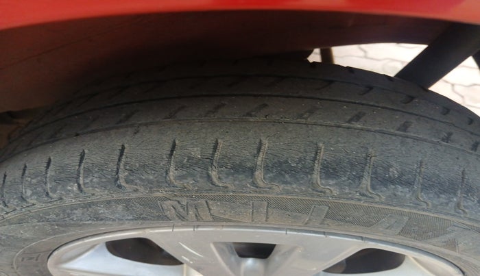 2018 Maruti Wagon R 1.0 VXI, Petrol, Manual, 60,173 km, tyre