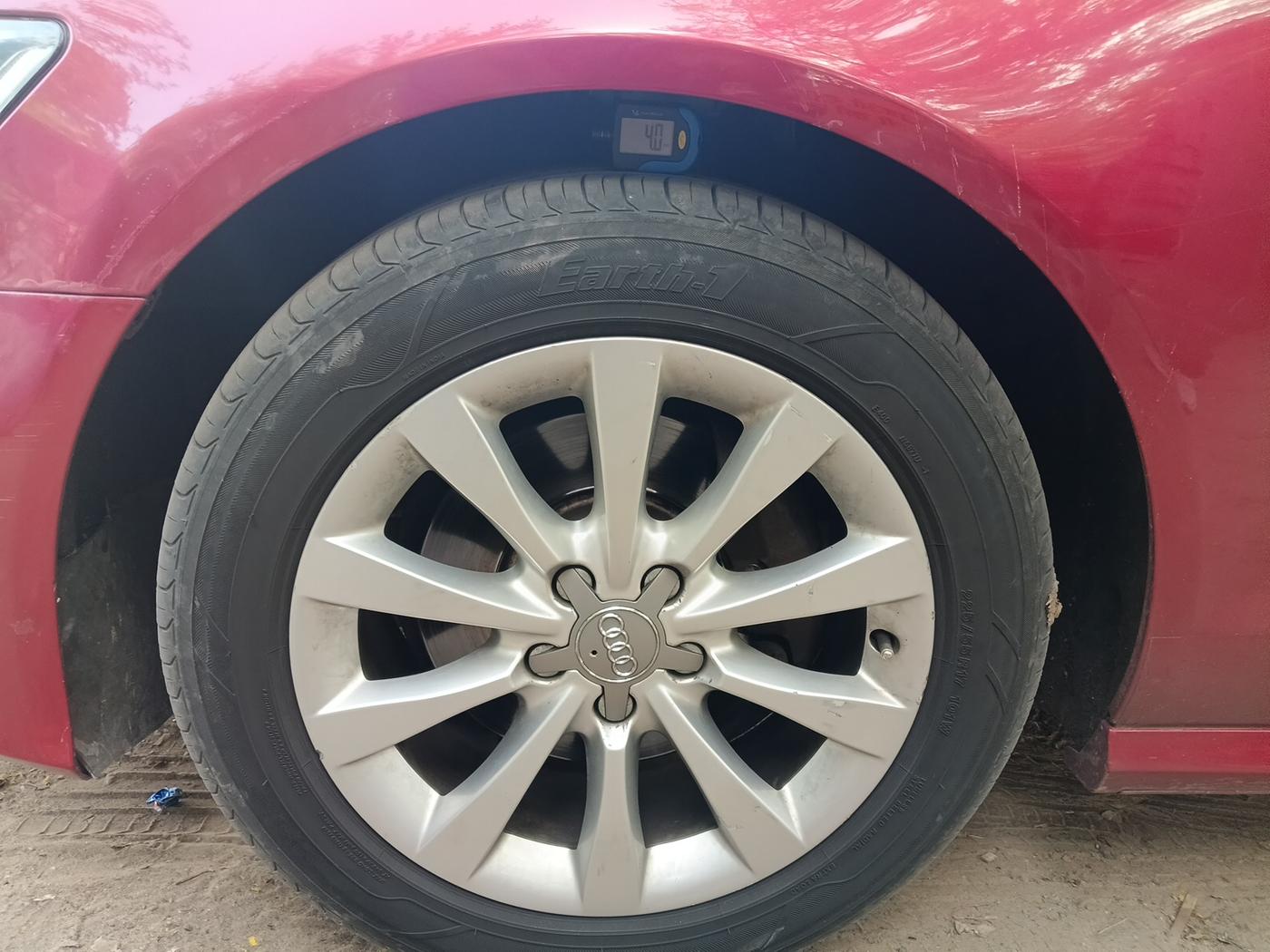 2015 Audi A6 35 TDI S LINE, Diesel, Automatic, 1,50,000 km, tyre