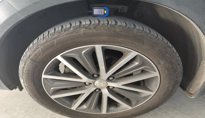 2017 Hyundai Tucson 2WD AT GL PETROL , Petrol, Automatic, 66,633 km, tyre