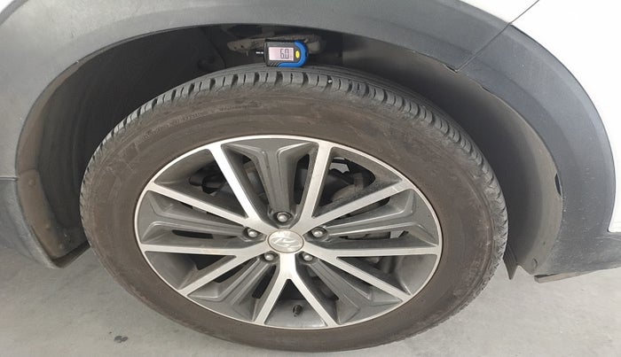 2017 Hyundai Tucson 2WD AT GL PETROL , Petrol, Automatic, 66,633 km, tyre