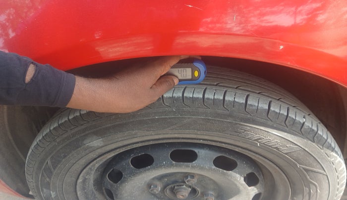 2012 Ford Figo EXI 1.4 DIESEL, Diesel, Manual, 1,02,789 km, tyre