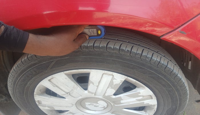 2012 Ford Figo EXI 1.4 DIESEL, Diesel, Manual, 1,02,789 km, tyre