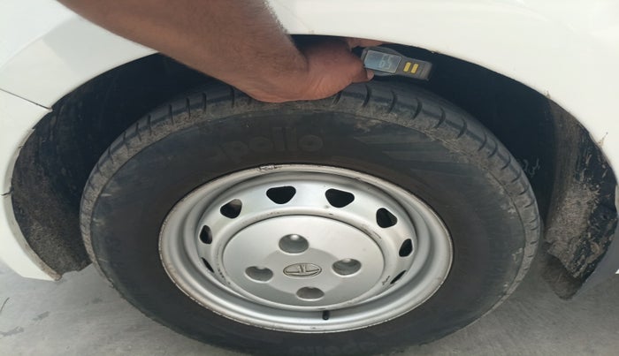 2018 Tata Tiago XM DIESEL, Diesel, Manual, 67,537 km, tyre