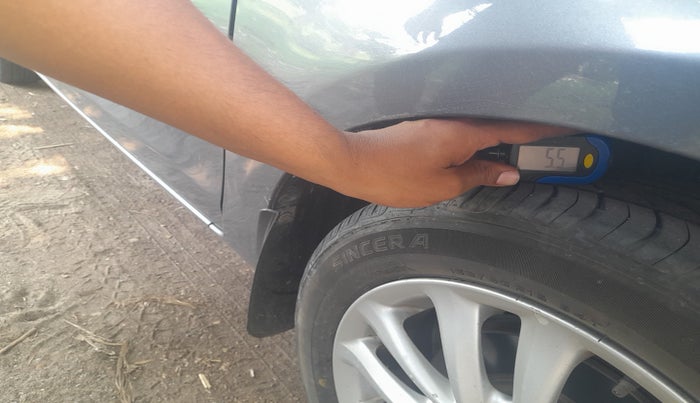 2013 Toyota Etios VD, Diesel, Manual, 65,686 km, tyre