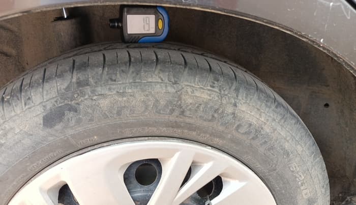 2014 Honda Amaze 1.5L I-DTEC S, Diesel, Manual, 1,29,522 km, tyre
