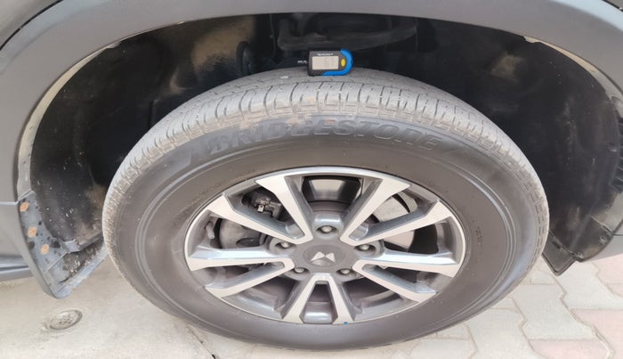 2022 Mahindra SCORPIO-N Z4 PETROL AT 7 STR, Petrol, Automatic, 12,408 km, tyre
