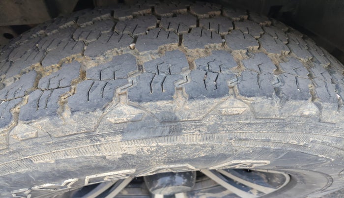 2012 Tata Safari 4X2 EX DICOR, Diesel, Manual, 1,46,402 km, tyre