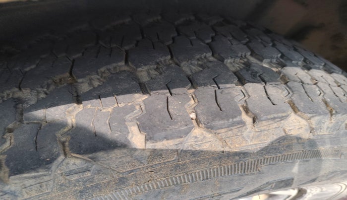 2012 Tata Safari 4X2 EX DICOR, Diesel, Manual, 1,46,402 km, tyre