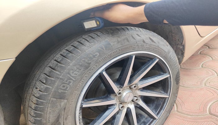 2015 Maruti Ciaz VDI+ SHVS, Diesel, Manual, 1,23,230 km, tyre