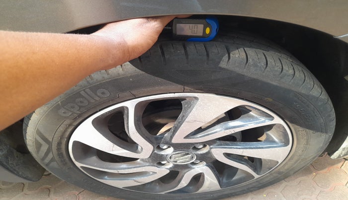 2020 Maruti Baleno ZETA CVT PETROL 1.2, Petrol, Automatic, 17,160 km, tyre